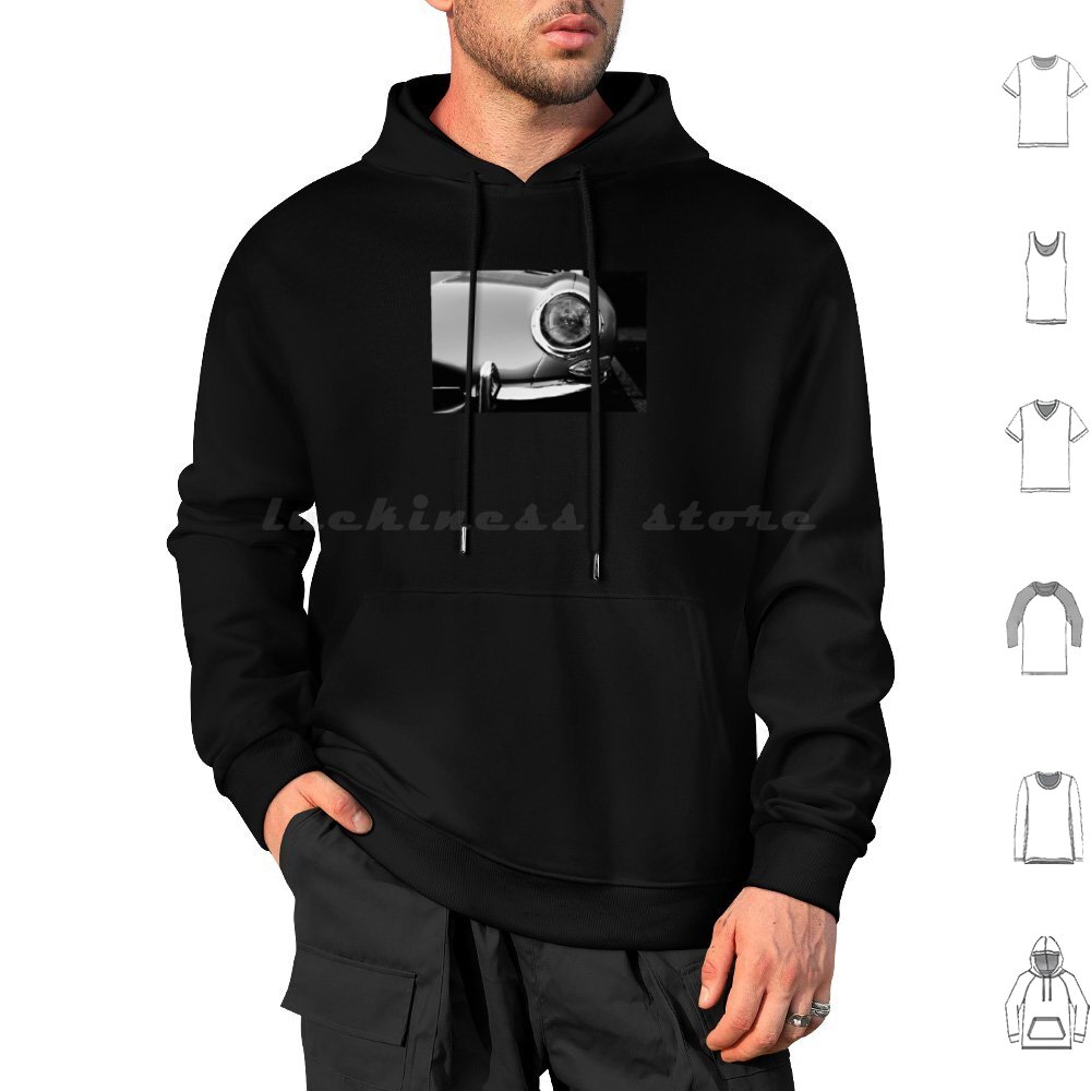 Photography Contest - Pertandingan Memandang Mobil dengan Hoodie Xke