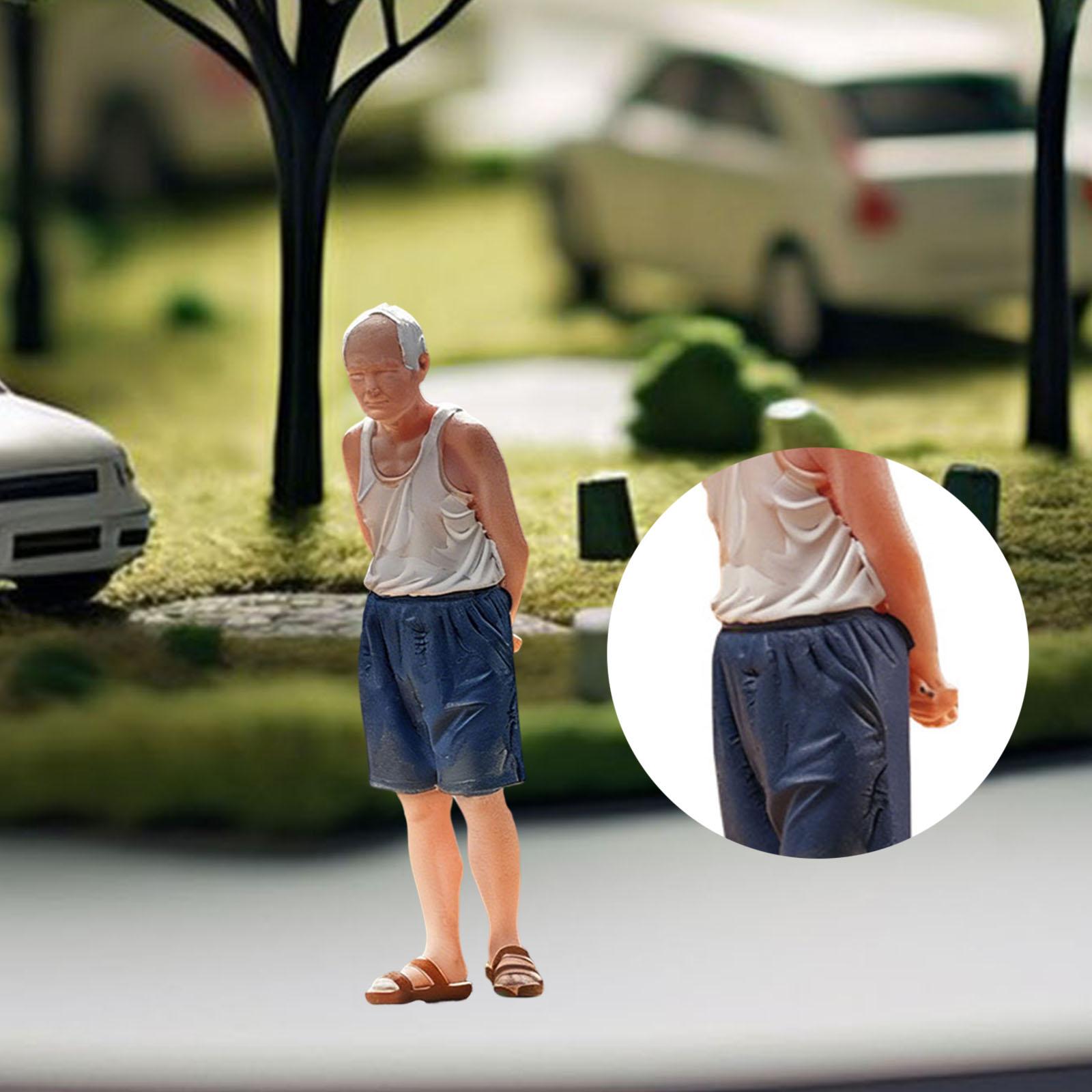 Figur Miniatur Orang Tua Skala - Photography Of A Man ulasan dan harga