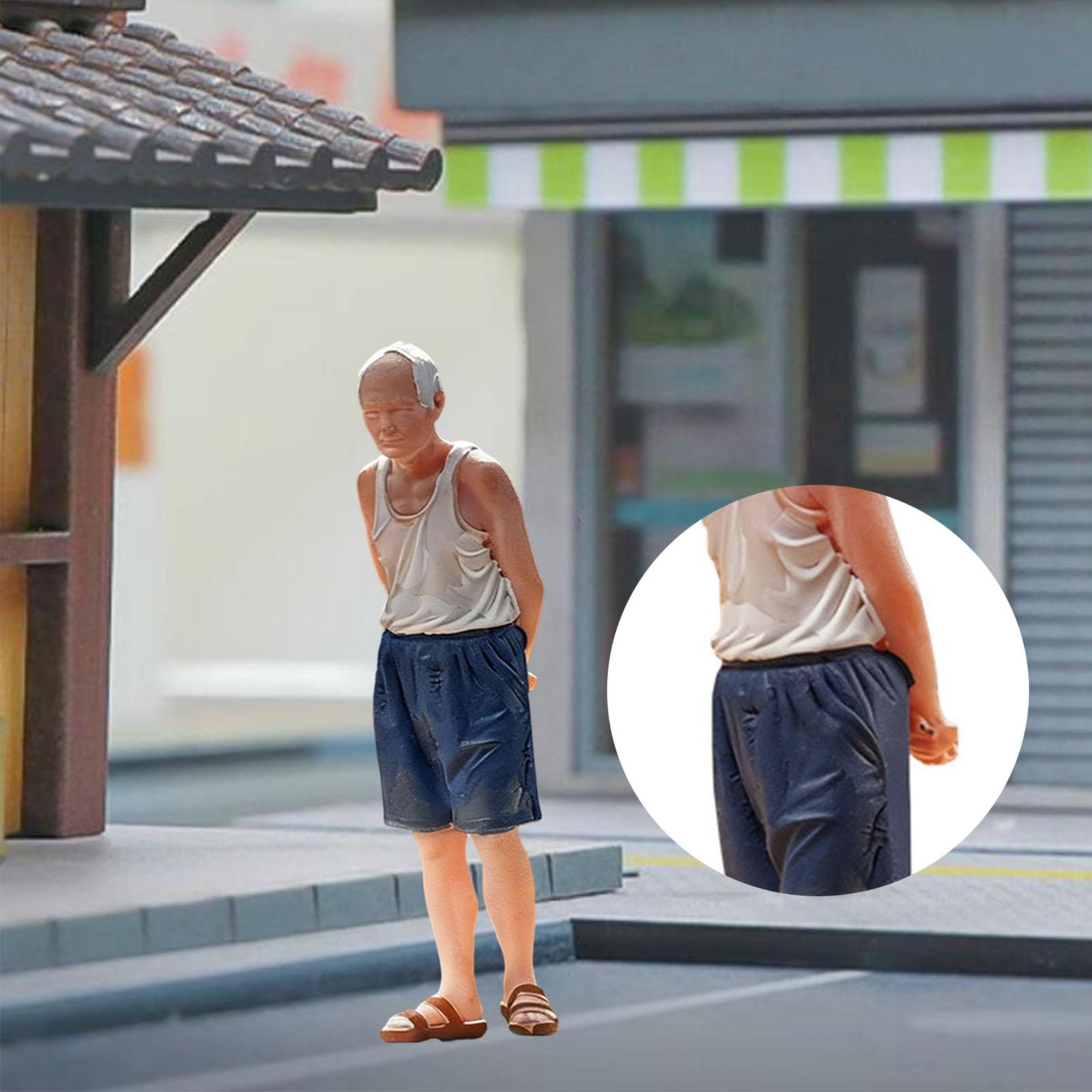 Figur Miniatur Orang Tua Skala - Photography Of A Man ulasan dan harga